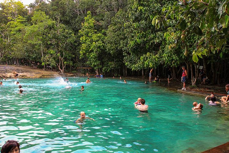 emerald pool