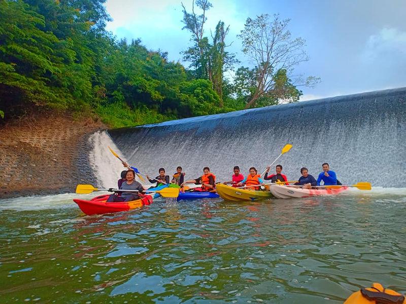 Tasana Kayak