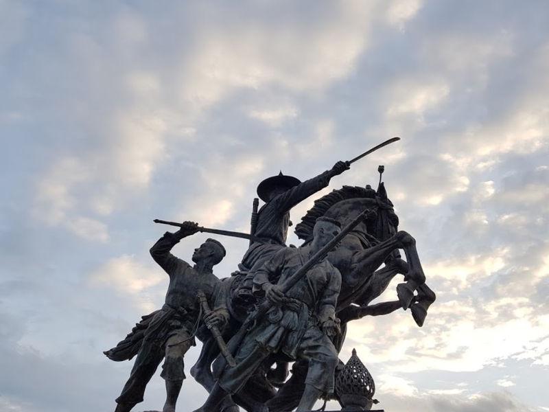 King Taksin Monument