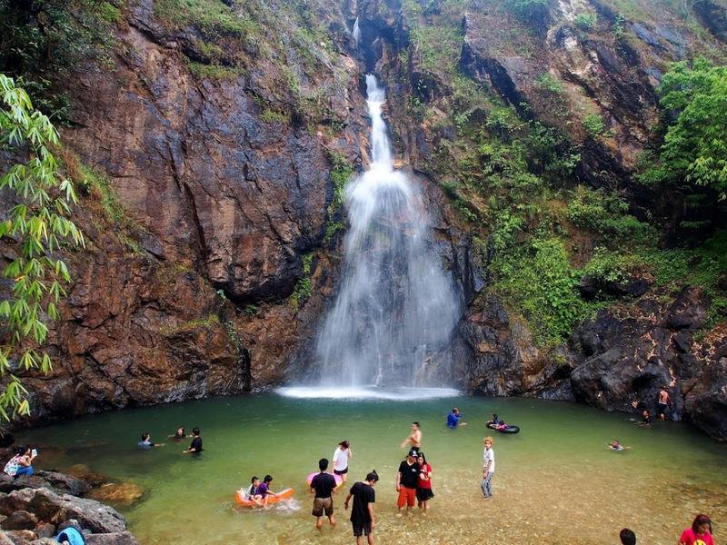 Jogkradin Waterfall