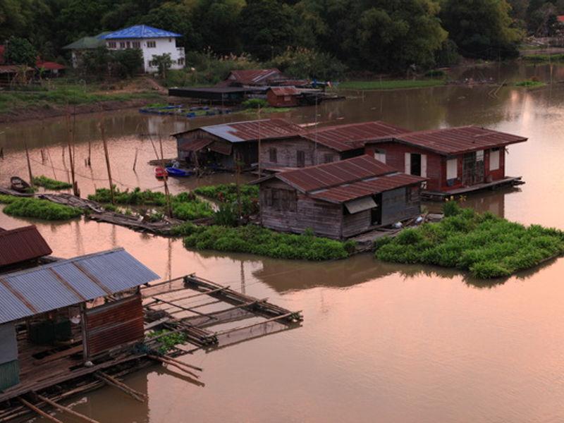 Sakae Krang River Community