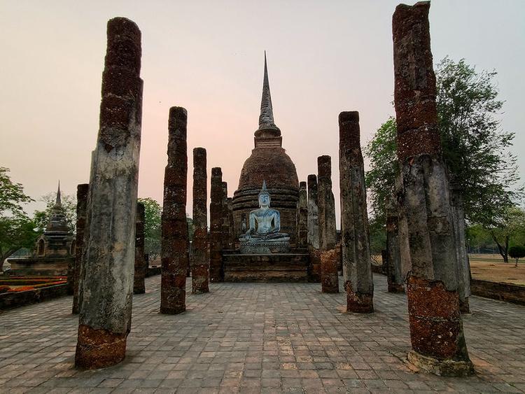 Wat Sa Si, Sukhothai