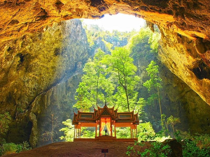 Phraya Nakhon Cave