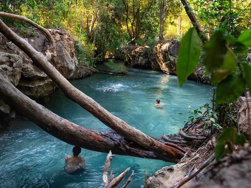 Klong Nam Sai, Surat Thani