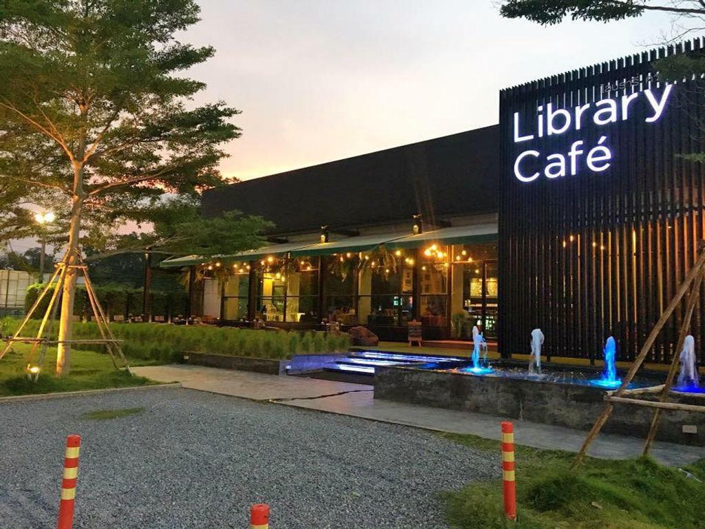 Library Cafe' Kanchanaburi