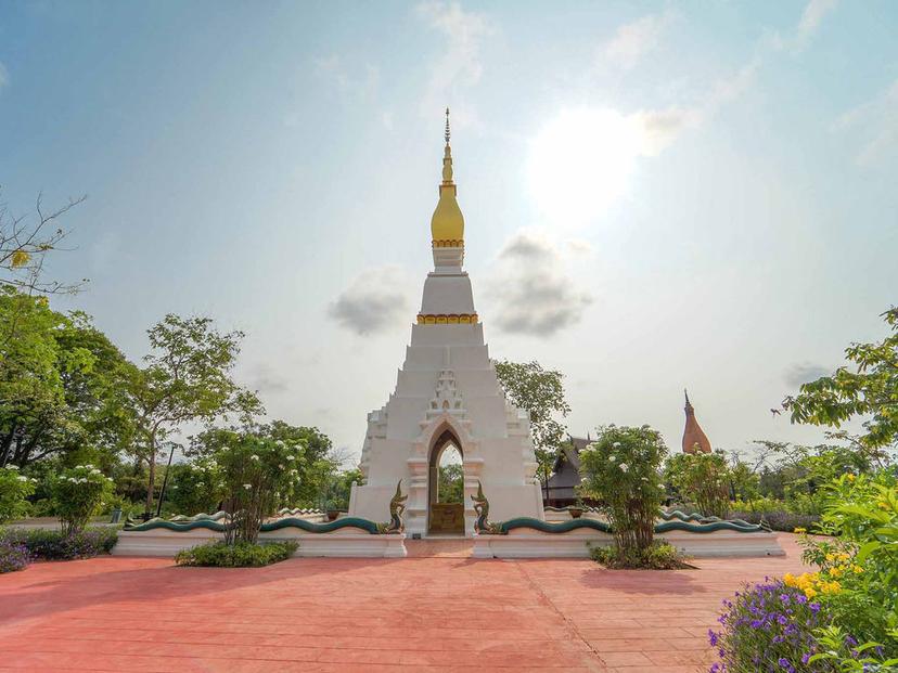 Wat Phra That Choeng Chum