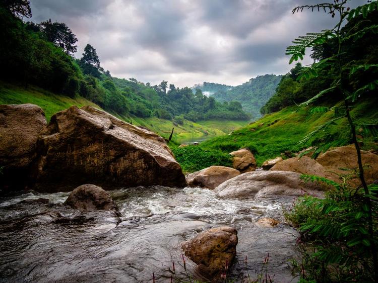 Chong Lom Waterfall