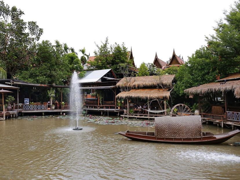 Ayutthaya Retreat คาเฟ่เรือนไทย