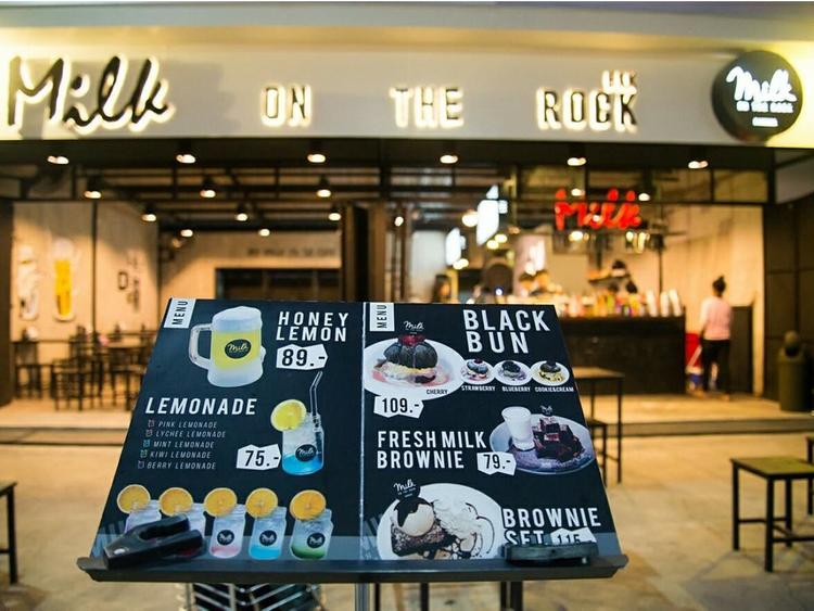 Milk On The Rock ตลาดหัวมุม เกษตร นวมินทร์