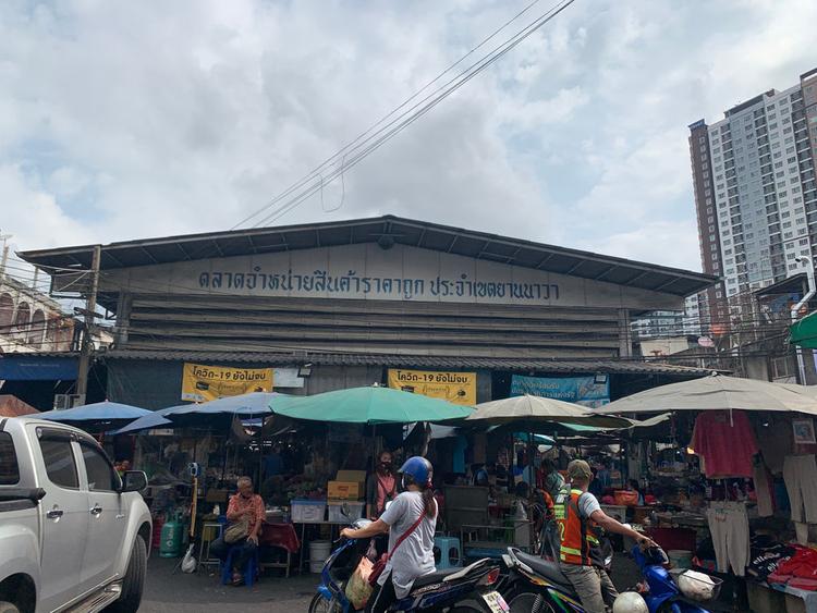 Rung Charoen Market