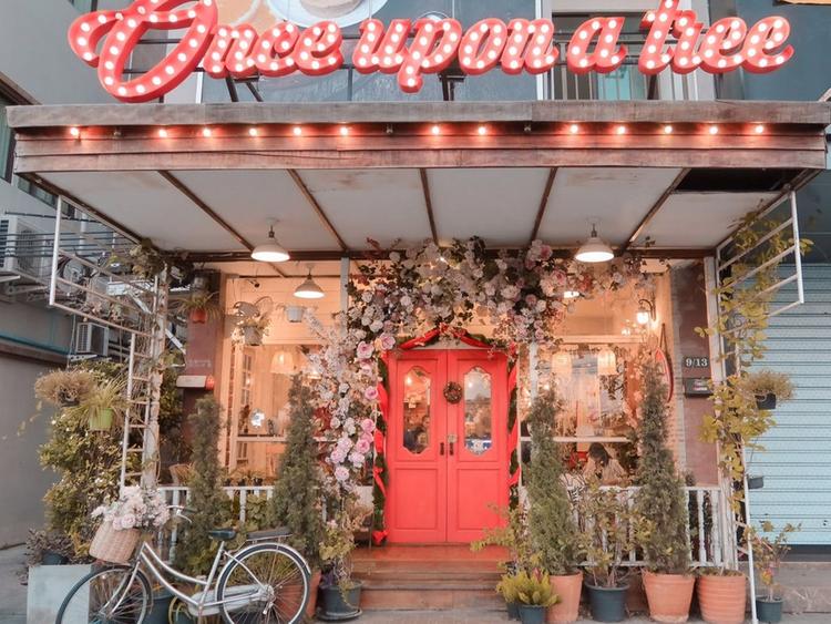 Once Upon A Tree Cafe