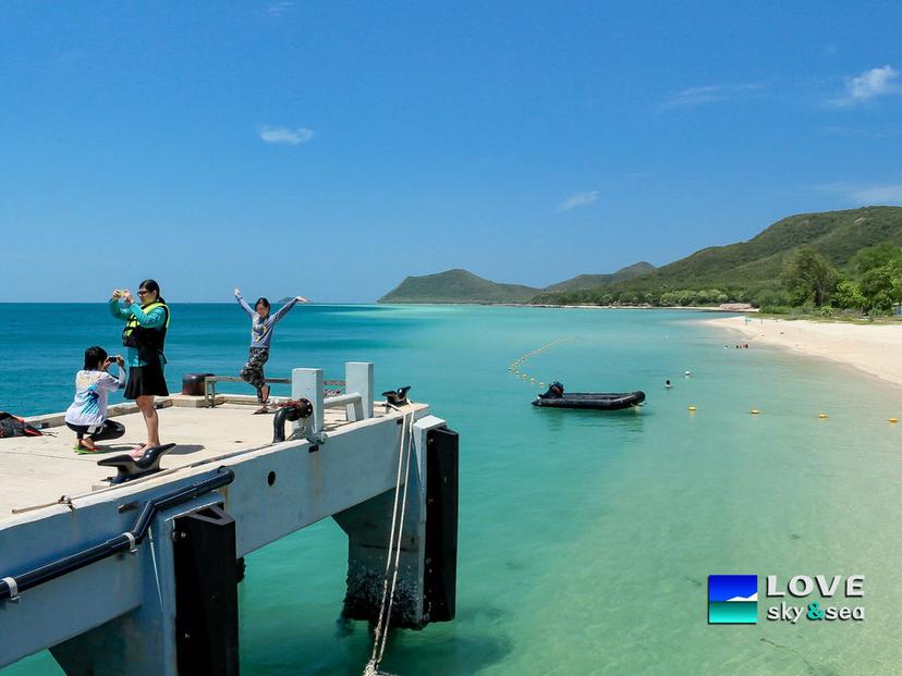 ท่าเรือเขาหมาจอ