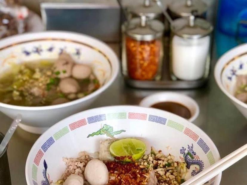 Sai Sa-D, Meat Ball Noodles in Clear Soup, Wang Burapha