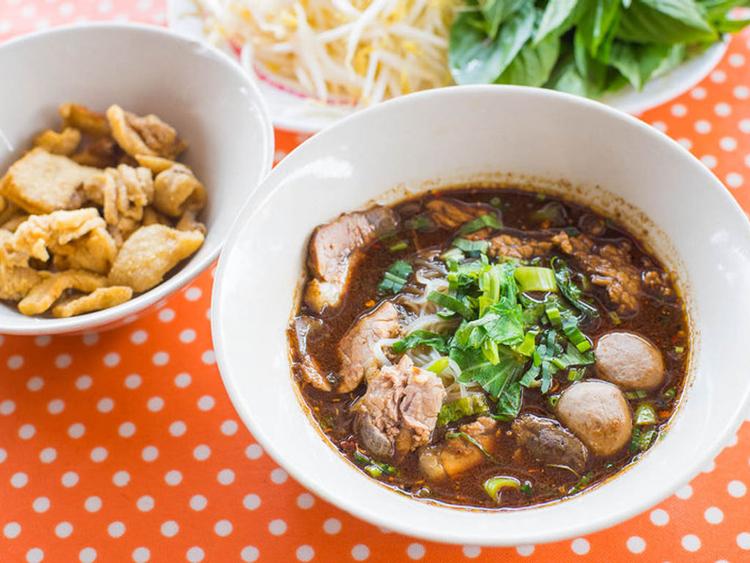 Heenu Ayutthaya boat noodles