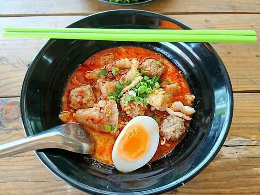 เฟื่องฟ้า ก๋วยเตี๋ยวปลา