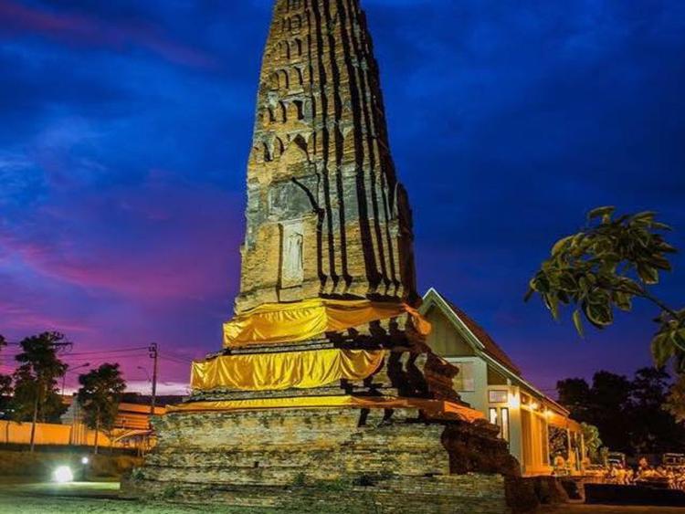 Wat Prang Luang