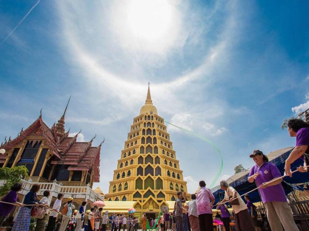 พระธาตุเจดีย์ศรีโพธิ์ทอง (วัดท่าอิฐ)