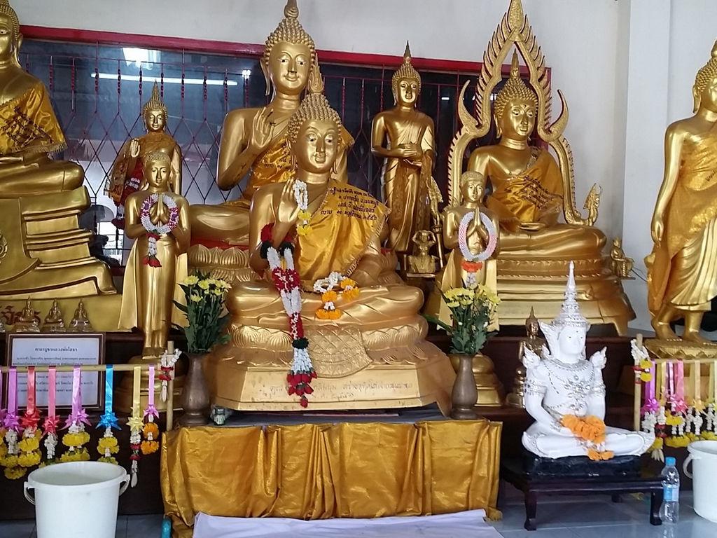 Koh Phaya Chaeng Temple