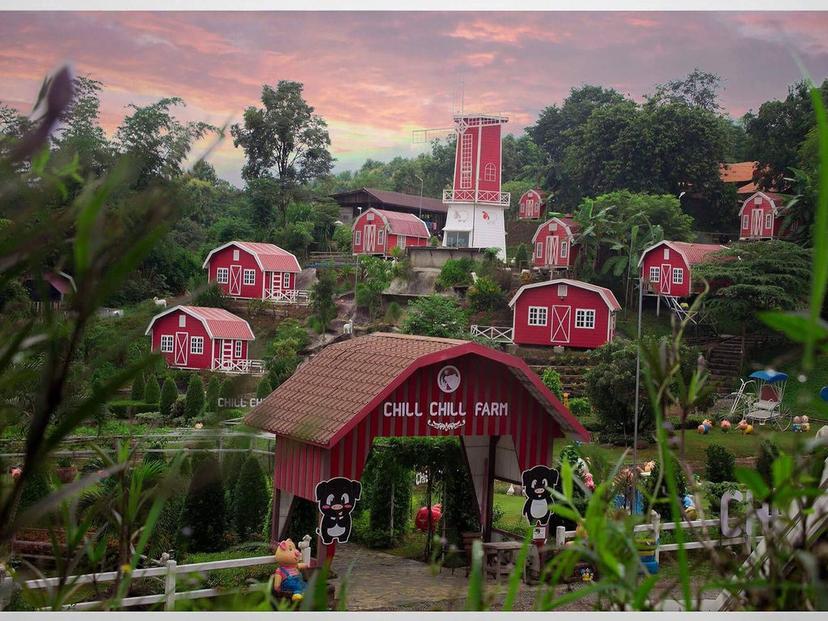 Chill Chill farm resort accommodation in Phu Thap Boek Chill Chill Farm Resort