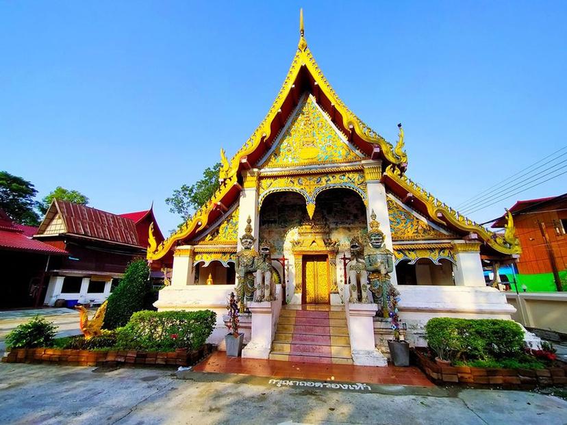 Wat Si Khun Mueang