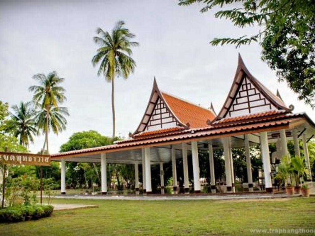 Wat Traphang Ngoen, Sukhothai