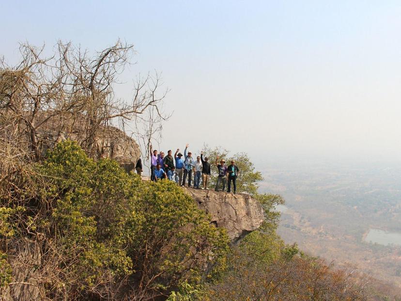 Hor Sawan Phu Kao - Phu Phan Kham