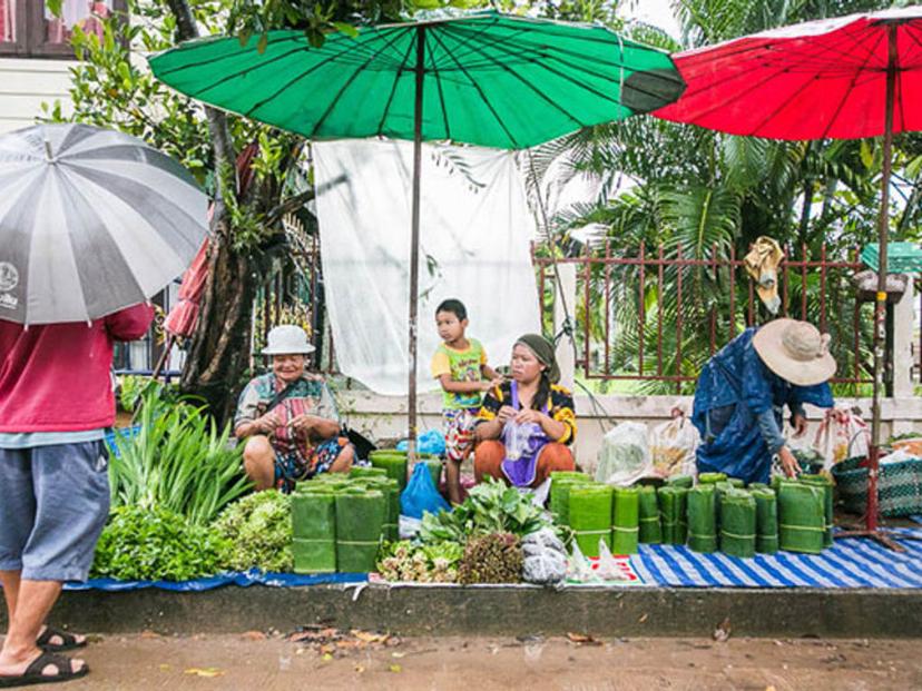 Thai Lao Market