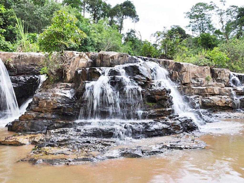 Theppana Waterfall (Pa Hin Ngam National Park)