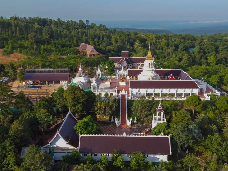 Phra That Chaiyaphum Phra Mahathat Chedi Siri Chaiyaphum