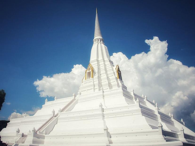 Wat Phu Khao Thong Phra Nakhon Si Ayutthaya