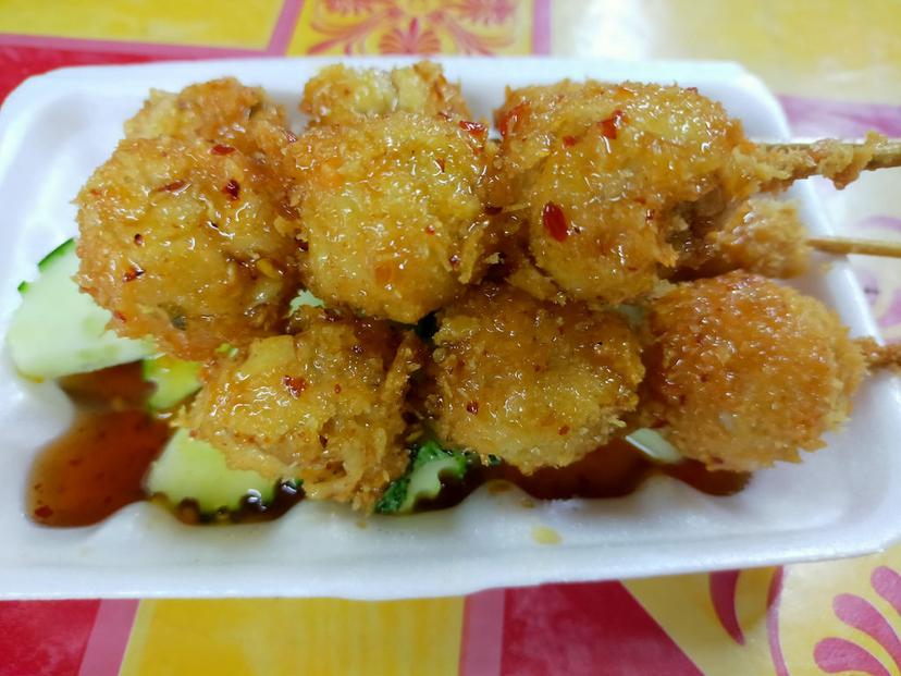 Fried meatballs starting at 5 baht