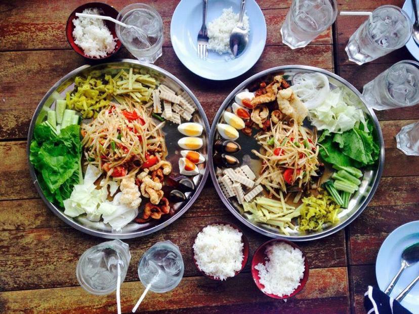 Papaya Salad Tray, Teacher Tom, Korat - the old man