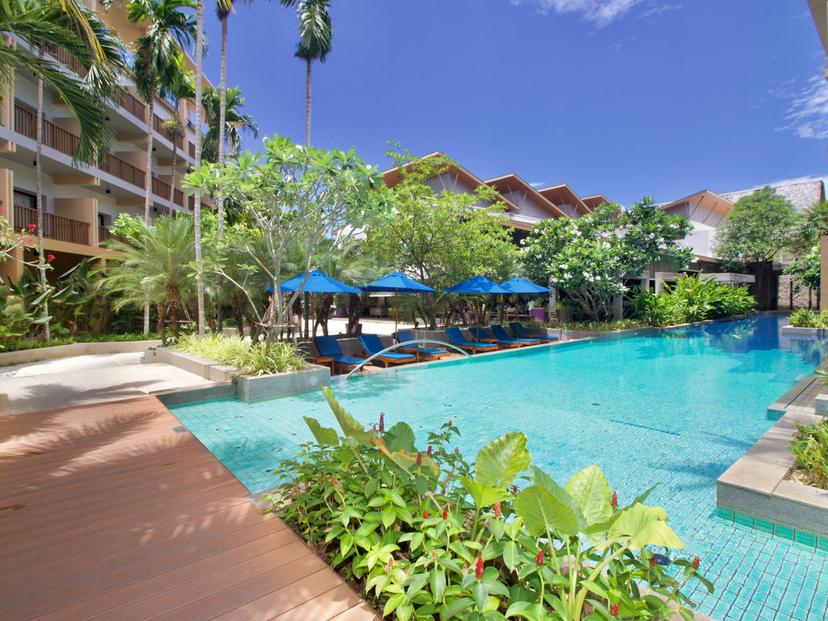 Deevana Plaza Krabi Aonang Hotel