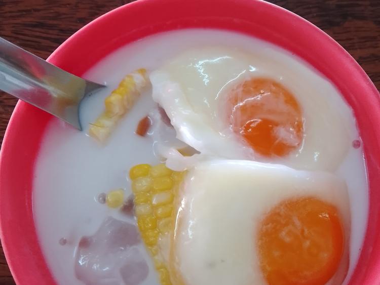 Bua Loi with Crispy Sweet Egg