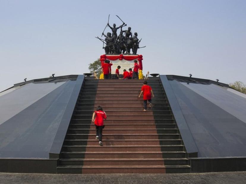 Bang Rachan Heroes' Monument