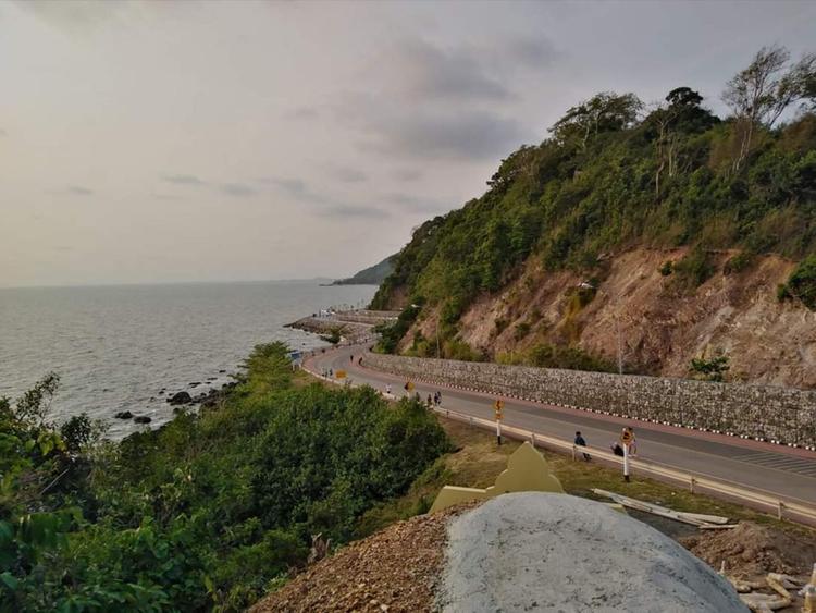 Chanthaburi Beach Road (Khung Wiman)