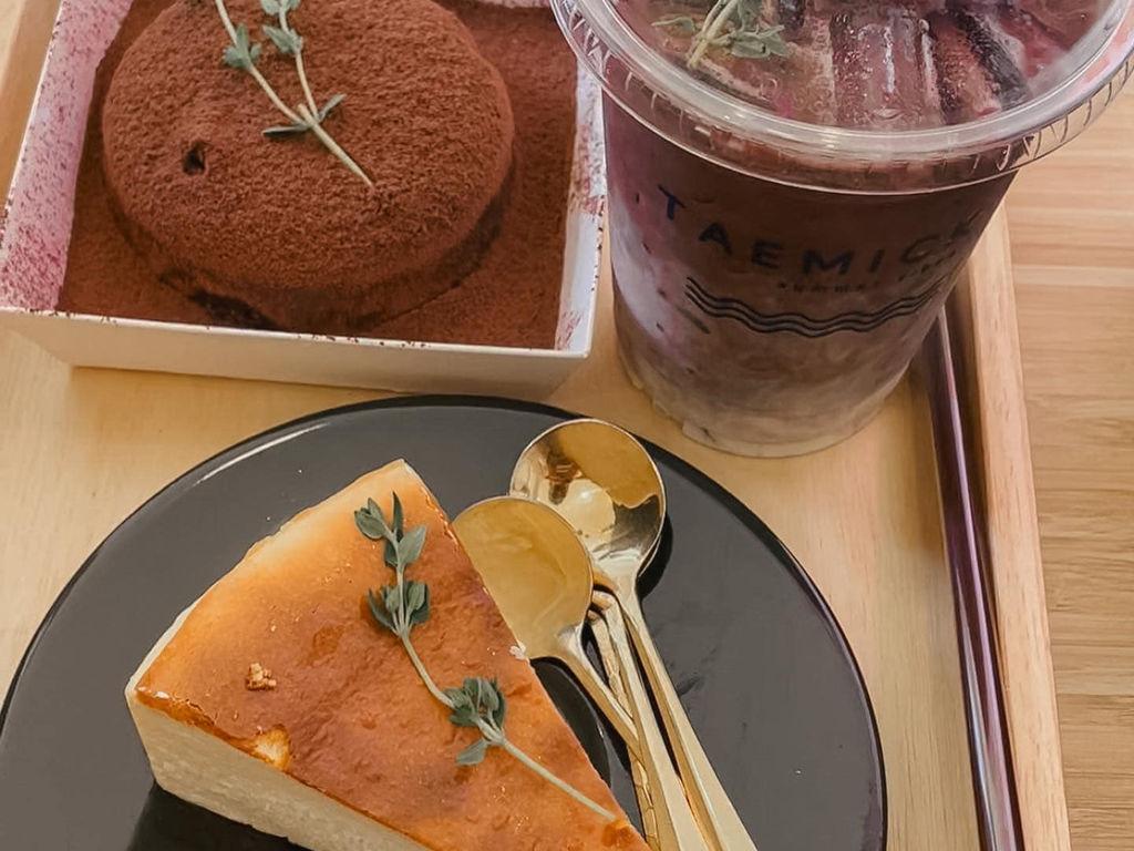 TAEMICK cafe' and garden