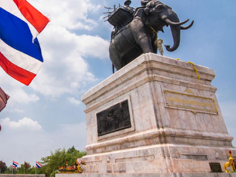 Monument of King Naresuan the Great