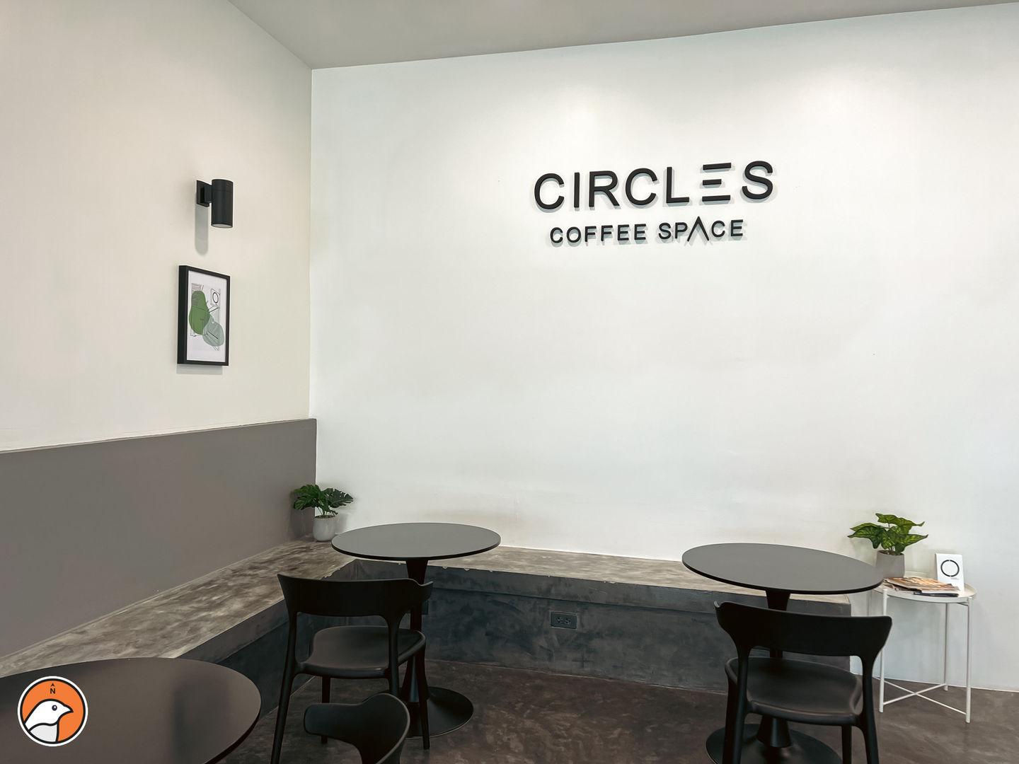 Circles Coffee Space