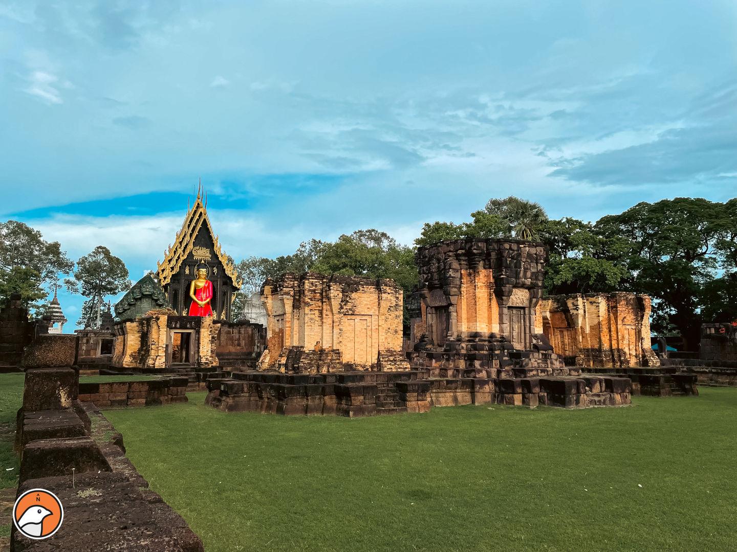 Prasat Hin Wat Sra Kamphaeng Yai