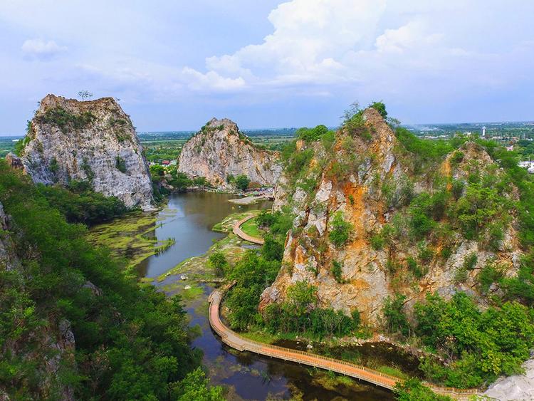 Khao Ngu Stone Park