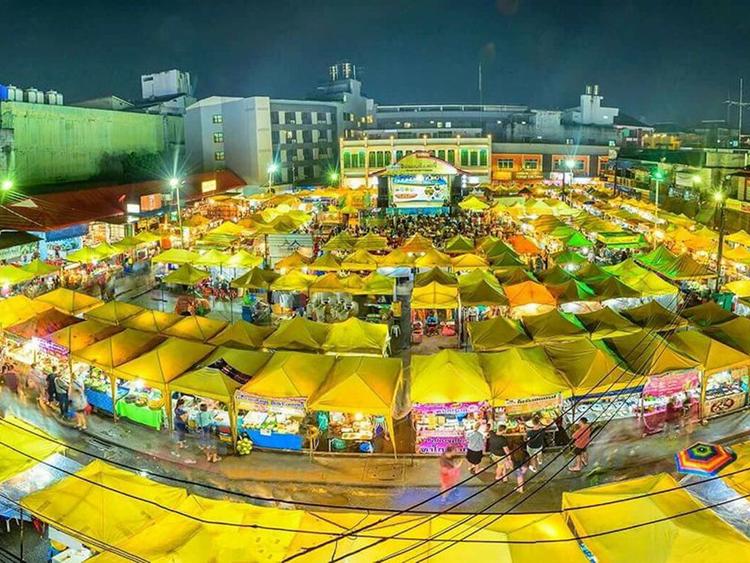 Krabi Walking Street