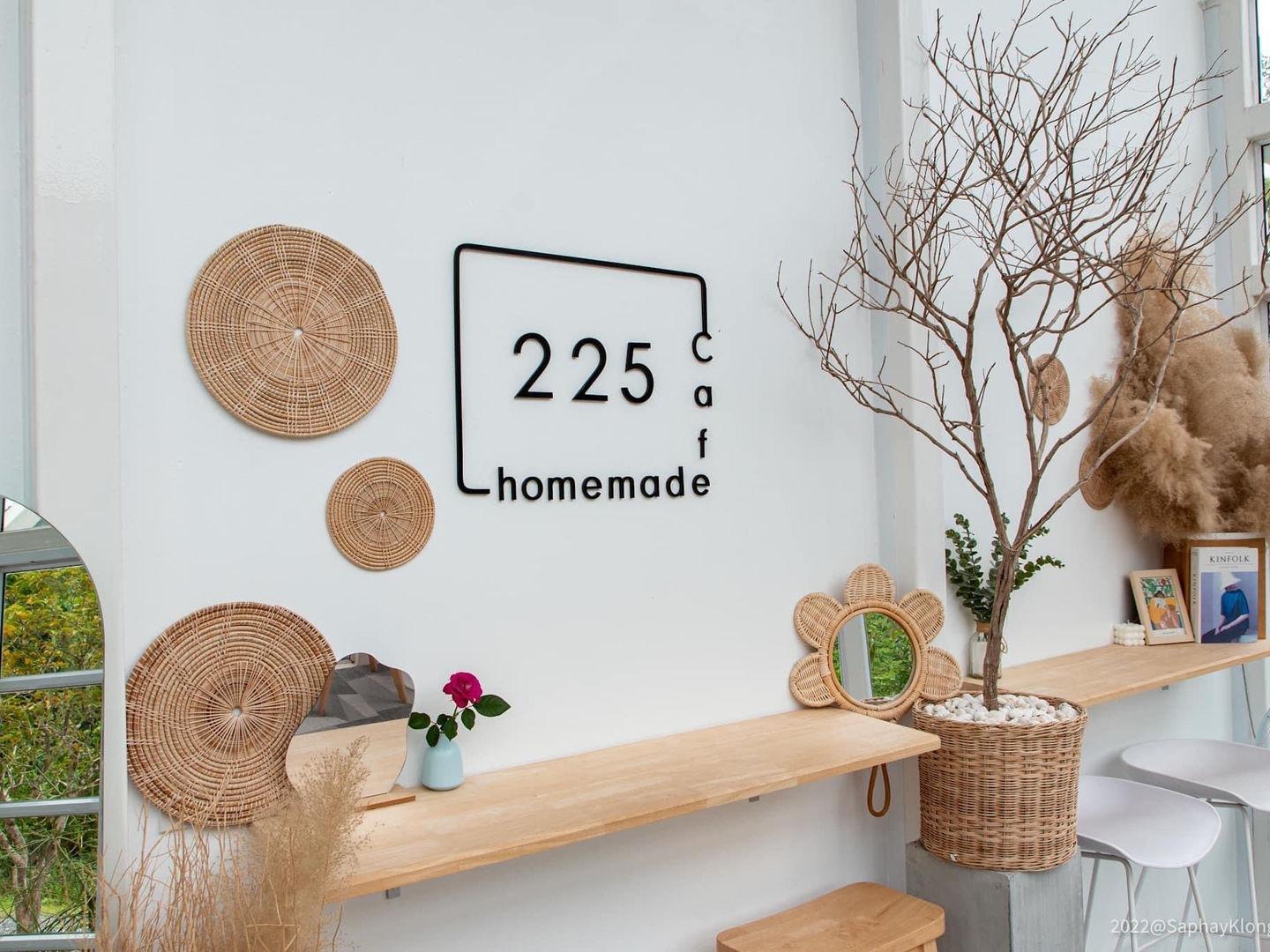 225 cafe’ homemade