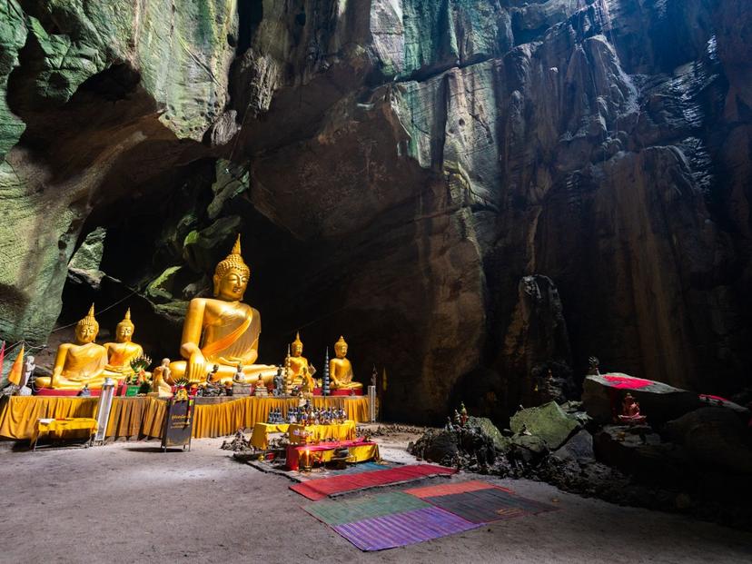 Wat Khao Khun Phanom