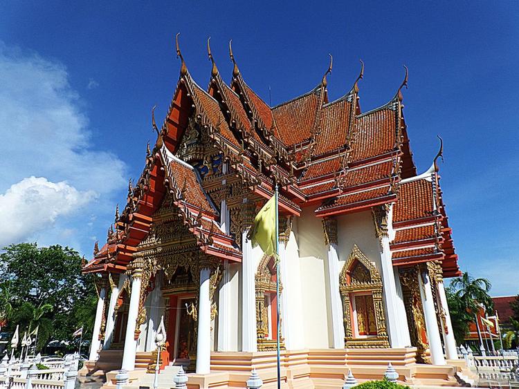 Wat Lum Mahachai Chumphon