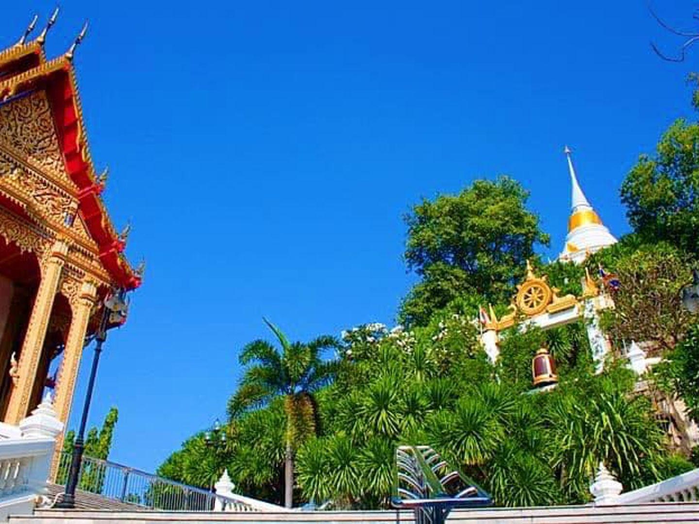 Wat Charoen Tham (Phu Tong Cave)