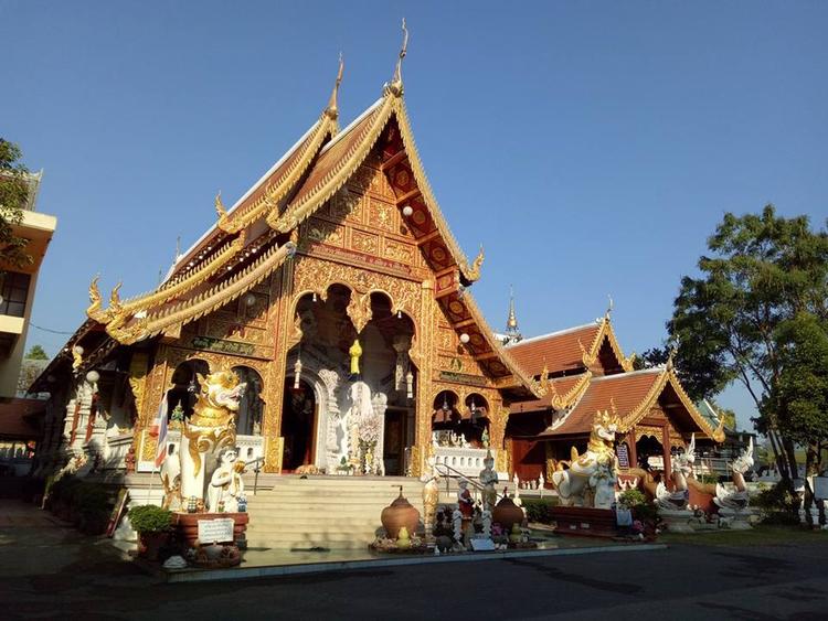 Wat Loi Kroh