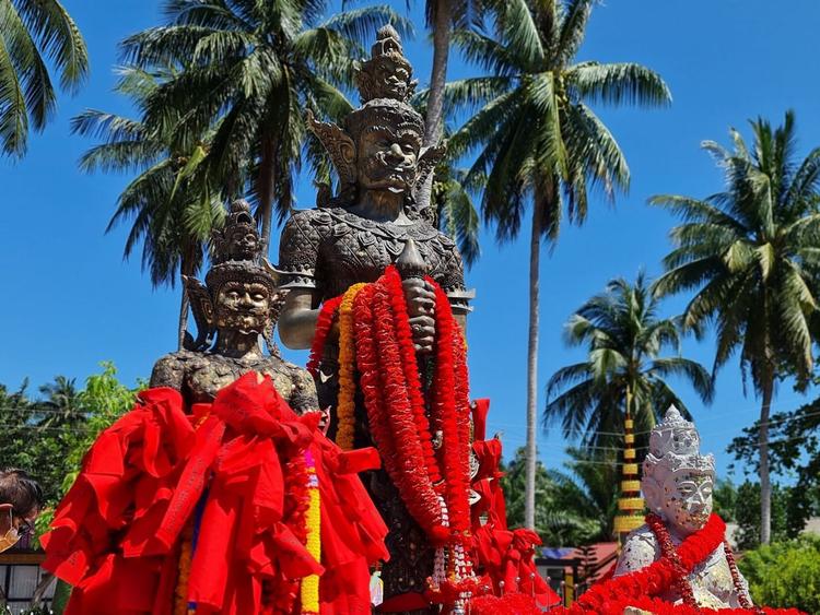 Wat Suchon (Thao Wessuwan)