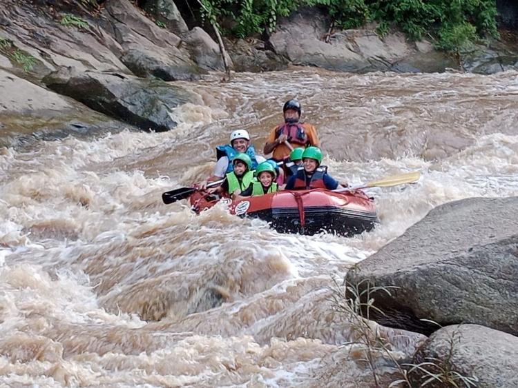 Kaeng Kut Rafting