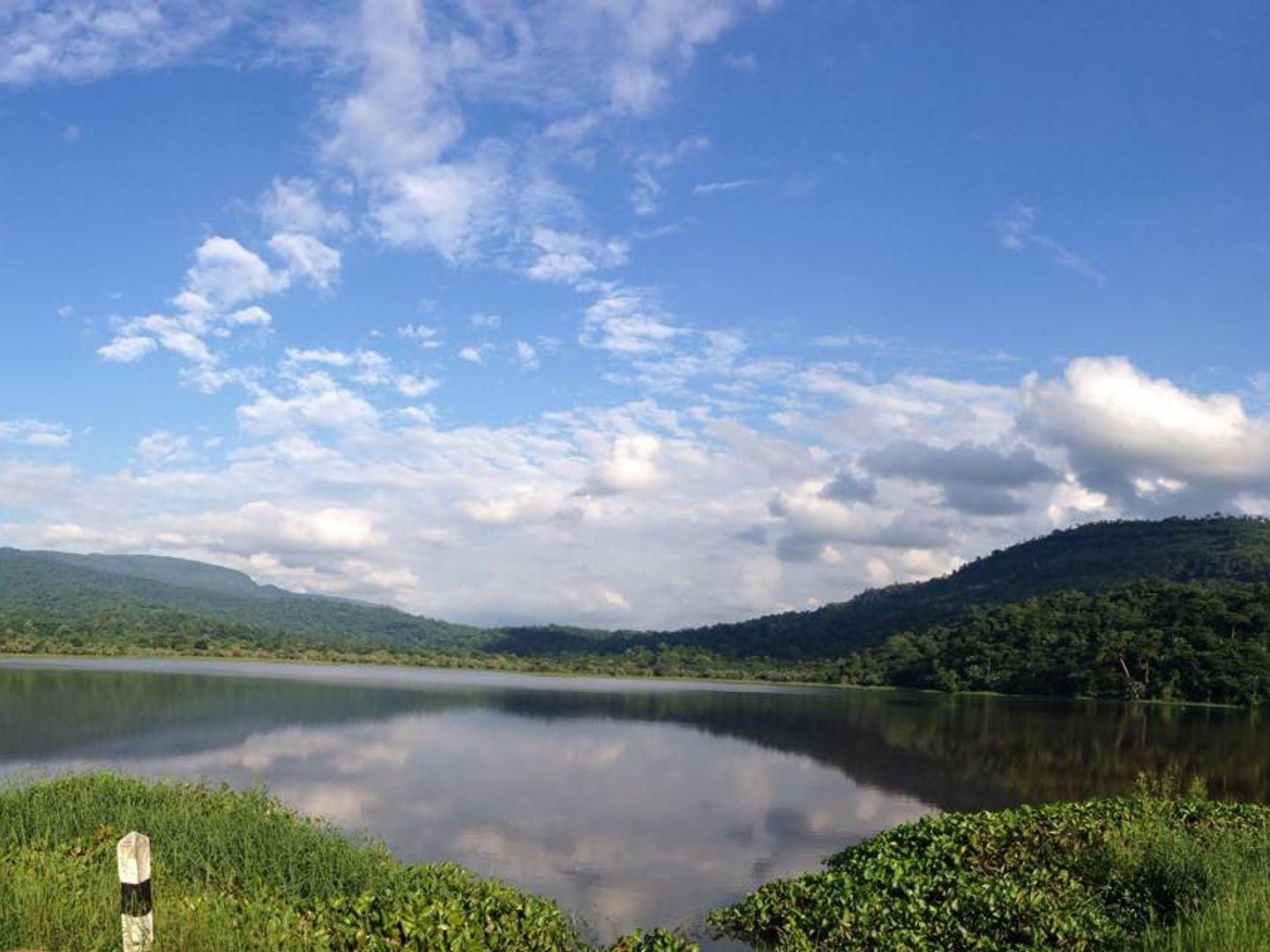 อุทยานแห่งชาติทับลาน Thap Lan National Park